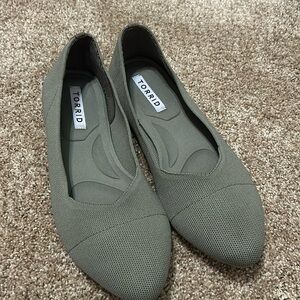 Torrid Sage Fabric Flats Sz 10WW